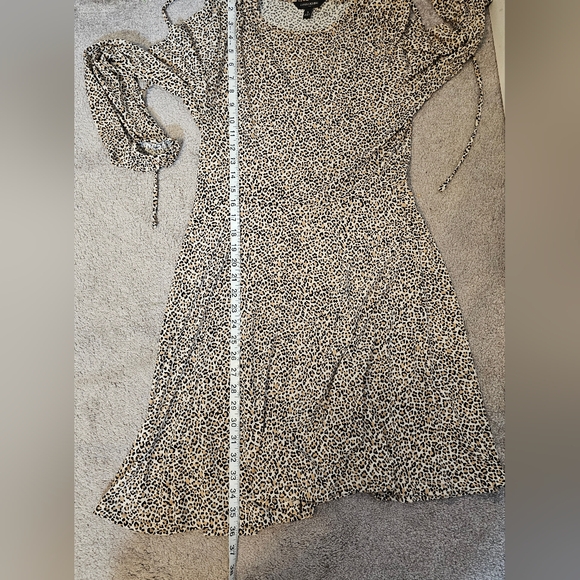 Banana Republic Cheetah Print Casual Polyester Dress Size Small - Picture 7 of 8